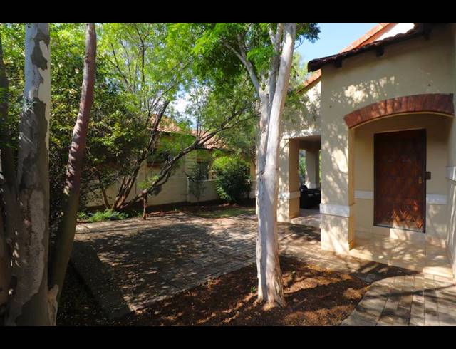 3 BEDROOM HOUSE FOR SALE IN WATERFORD ESTATE